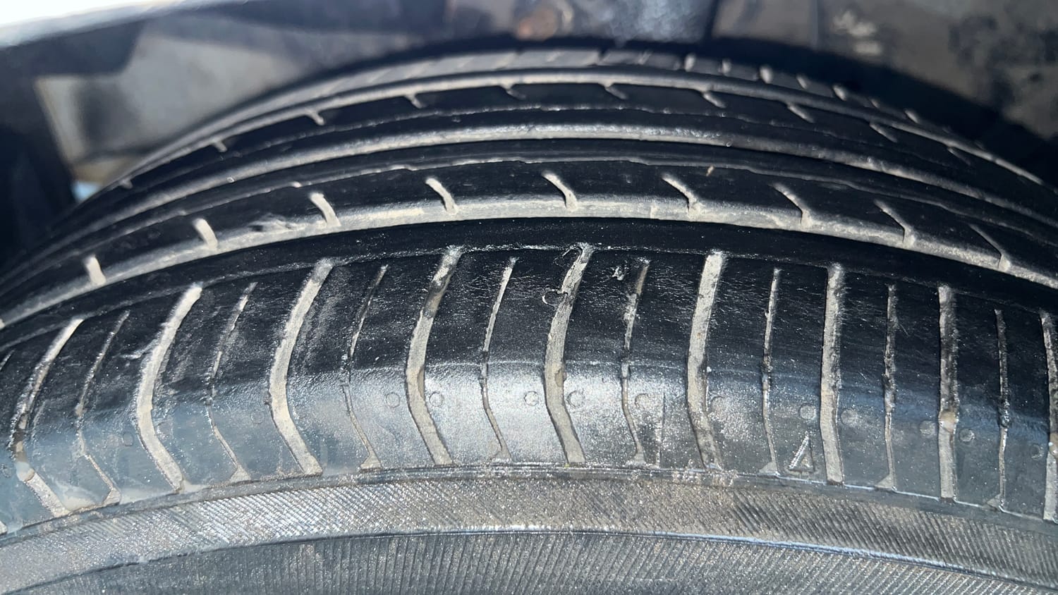Used 2016 Honda City VX CVT Petrol Automatic tyres LEFT FRONT TYRE TREAD VIEW