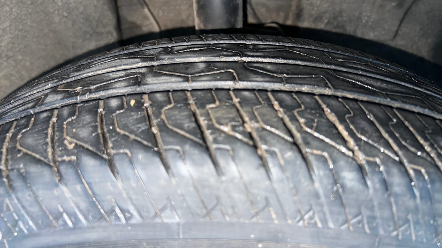 Used 2024 Tata Punch Pure CNG Cng Manual tyres RIGHT FRONT TYRE TREAD VIEW