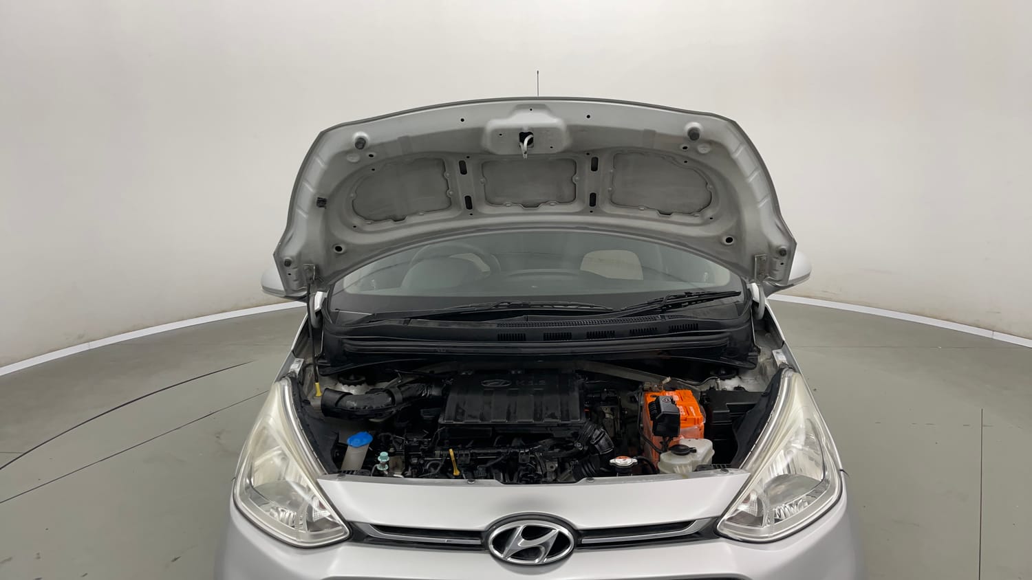 Used 2018 Hyundai Grand i10 Sportz 1.2 Kappa VTVT Petrol Manual engine ENGINE & BONNET OPEN FRONT VIEW