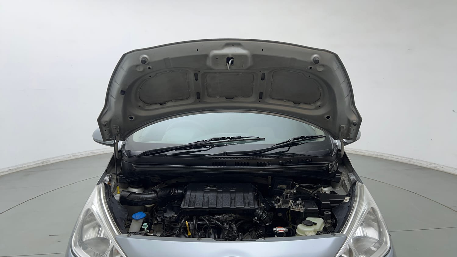 Used 2019 Hyundai Grand i10 Magna 1.2 Kappa VTVT CNG (outside fitted) Cng Manual engine ENGINE & BONNET OPEN FRONT VIEW