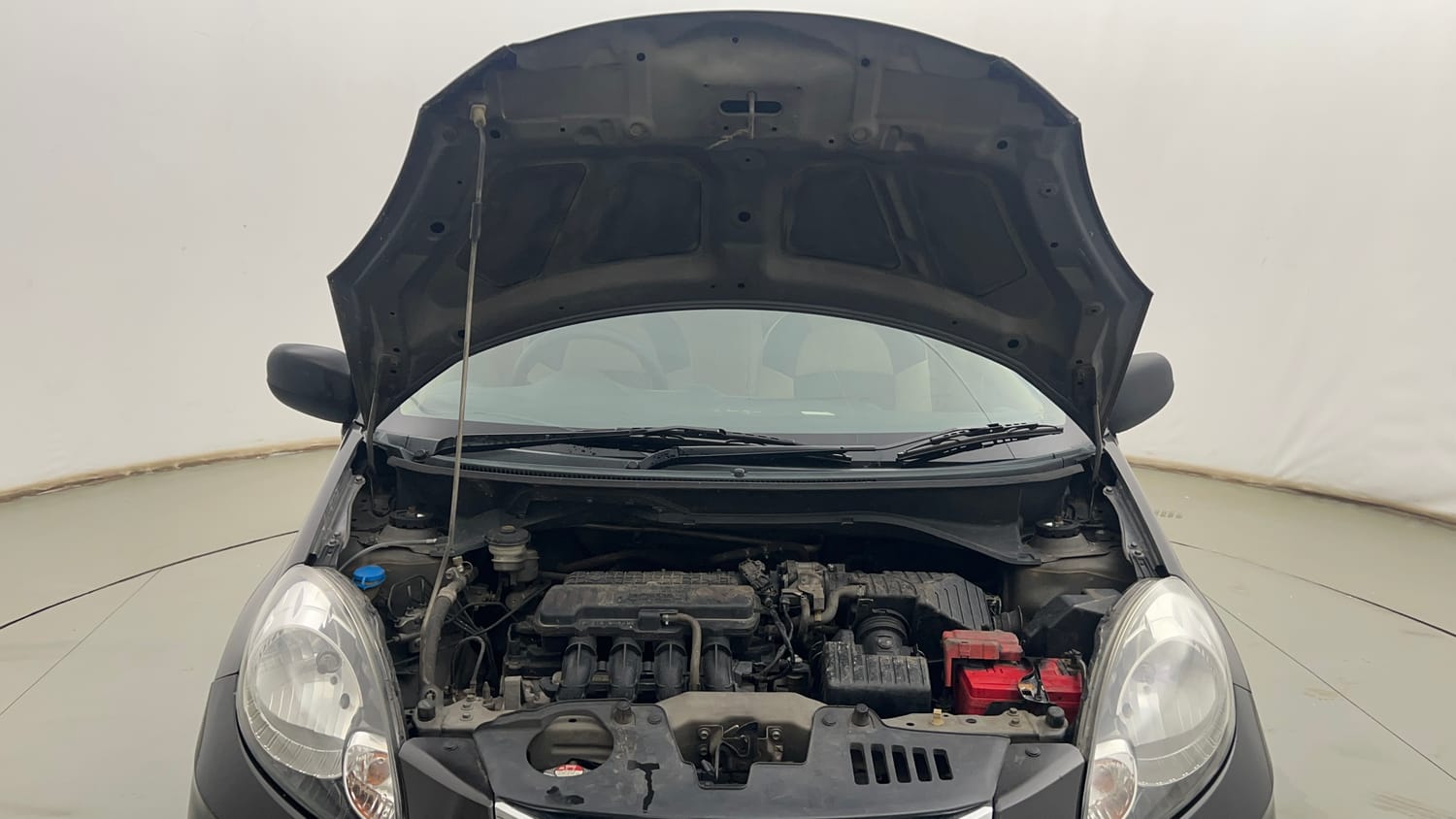 Used 2015 Honda Amaze 1.2 E i-VTEC Petrol Manual engine ENGINE & BONNET OPEN FRONT VIEW