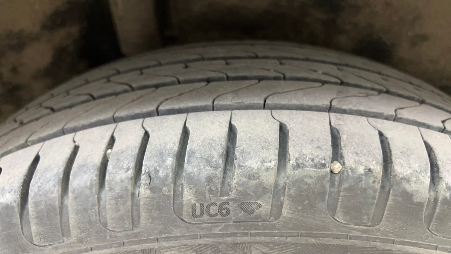 Used 2015 Ford EcoSport Trend 1.5 TDCi Diesel Manual tyres RIGHT REAR TYRE TREAD VIEW