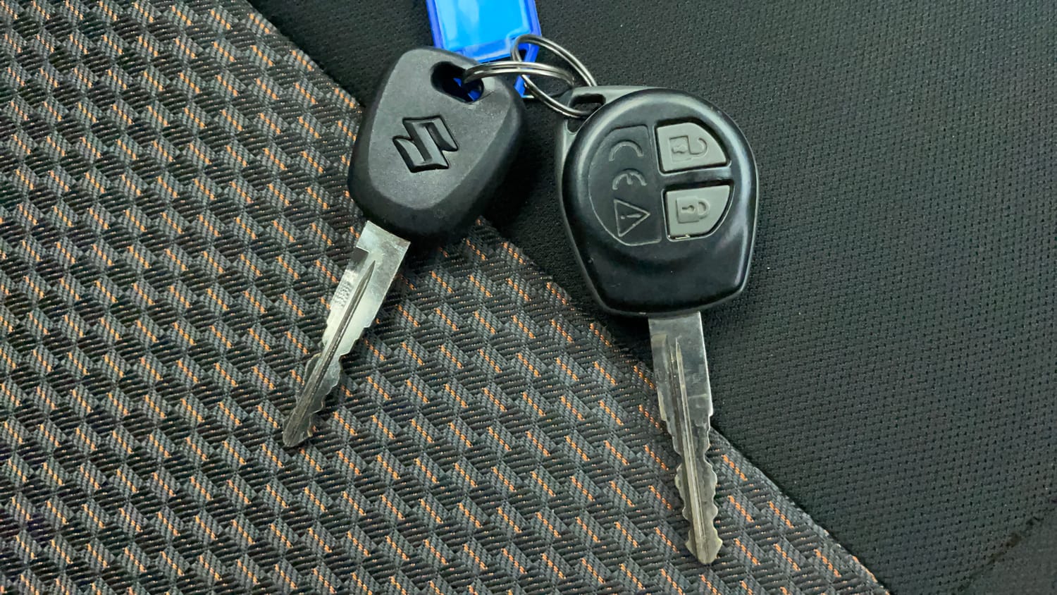 Used 2021 Maruti Suzuki S-Presso VXi AMT Petrol Automatic extra CAR KEY VIEW