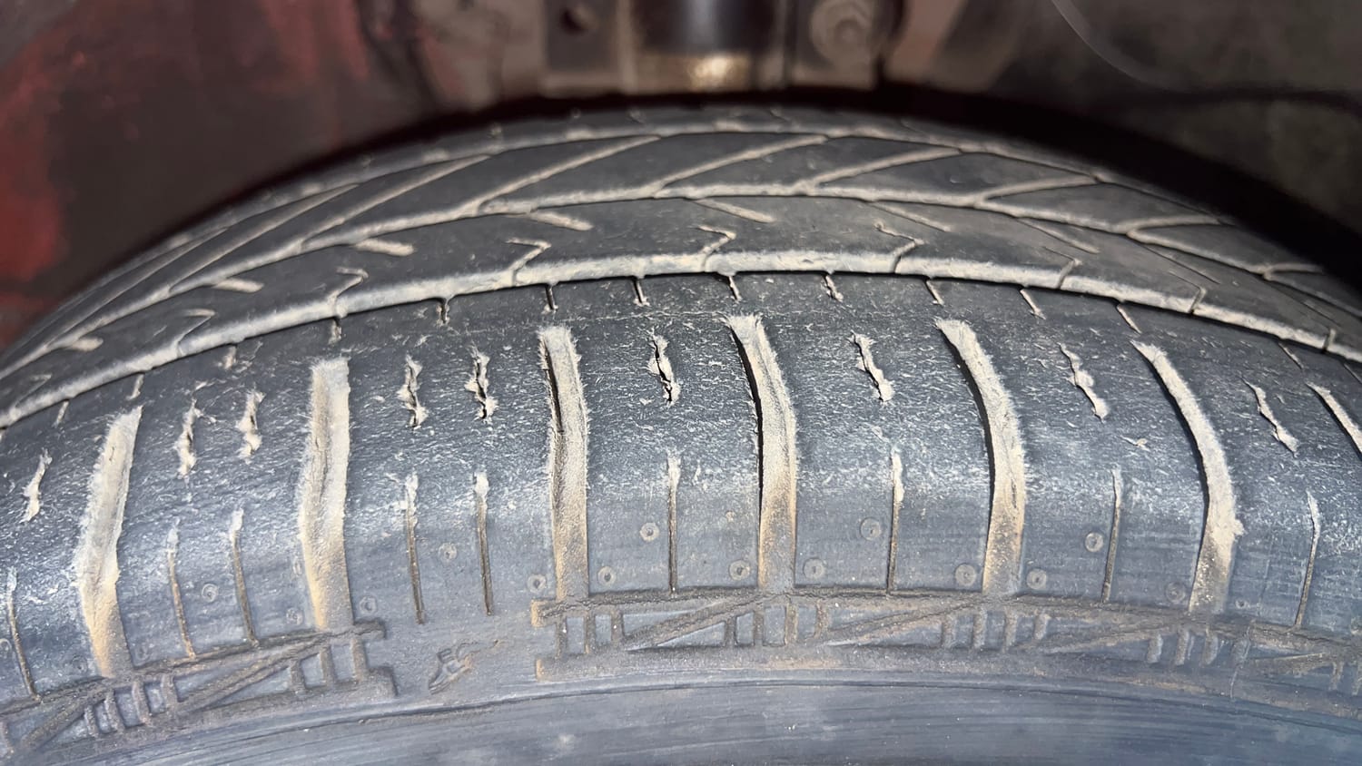 Used 2021 Volkswagen Polo Trendline 1.0L MPI Petrol Manual tyres RIGHT FRONT TYRE TREAD VIEW