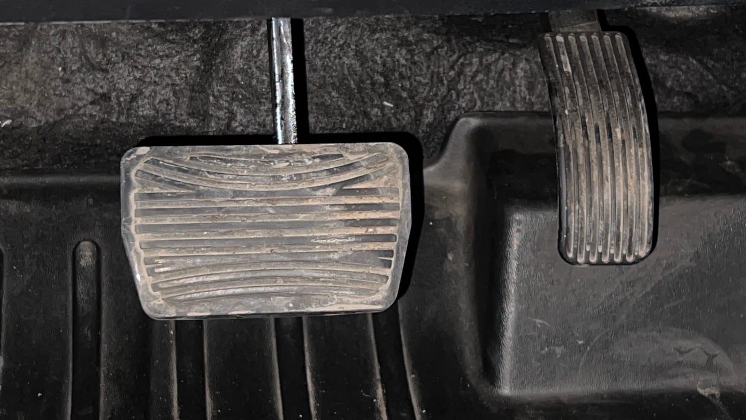 Used 2022 mahindra Thar LX Hard Top Petrol AT 4WD Petrol Automatic interior PEDALS VIEW