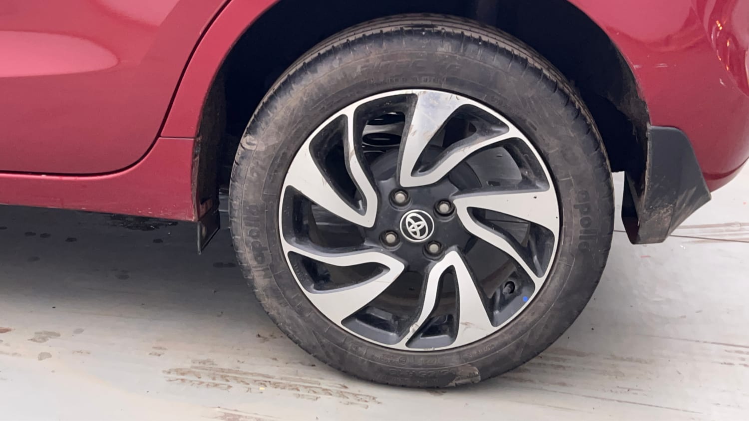 Used 2021 Toyota Glanza G Petrol Manual tyres LEFT REAR TYRE RIM VIEW