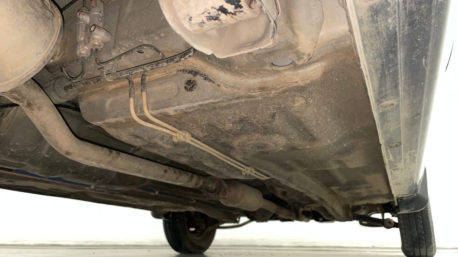 Used 2017 Maruti Suzuki Alto 800 LXi Petrol Manual extra REAR RIGHT UNDERBODY VIEW