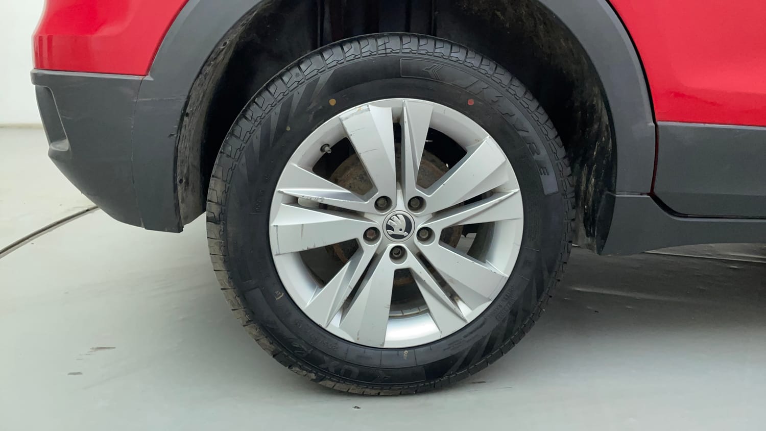 Used 2023 Skoda Kushaq Ambition 1.0L TSI MT Petrol Manual tyres RIGHT REAR TYRE RIM VIEW