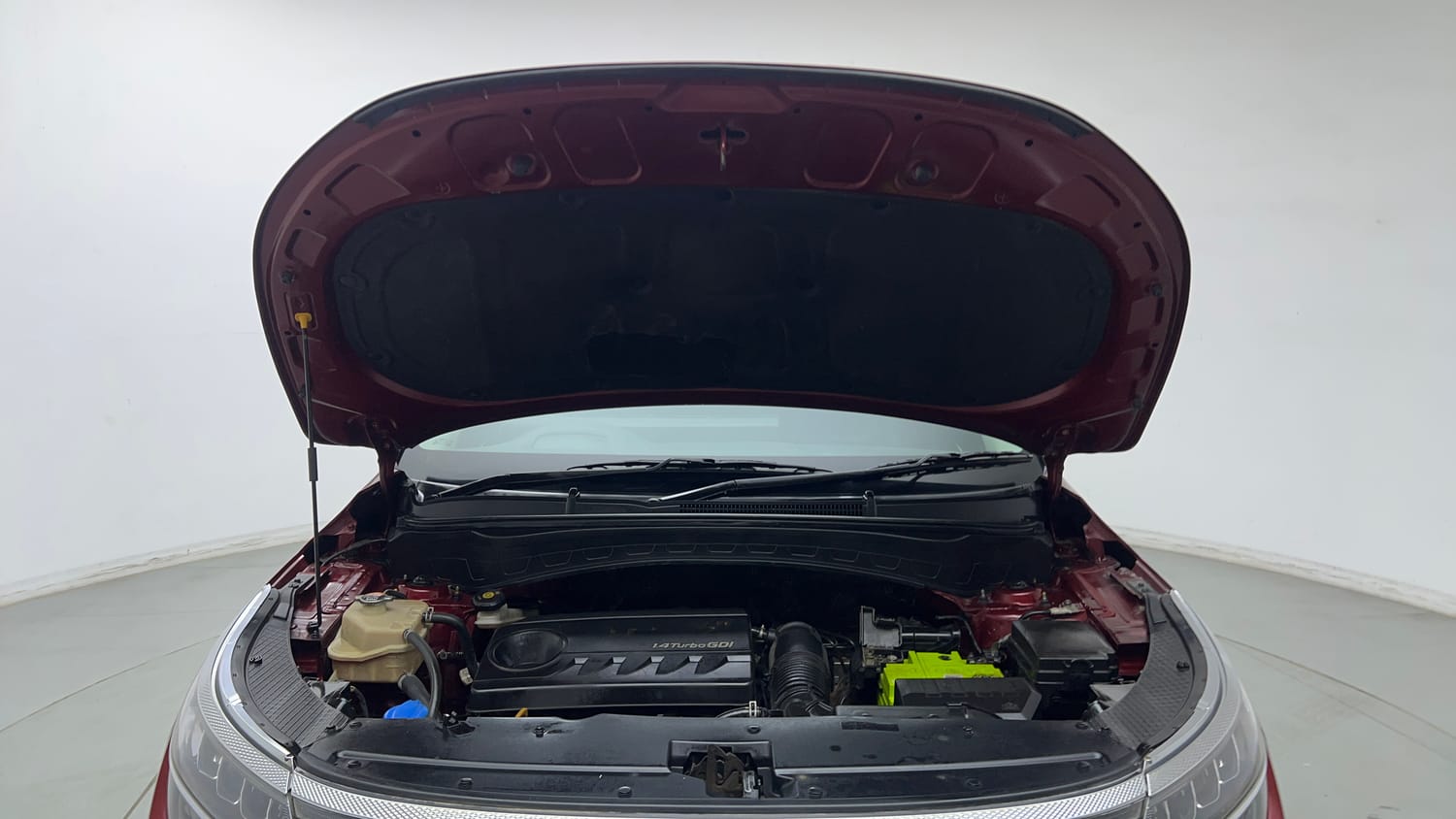 Used 2021 Kia Seltos GTX Plus DCT 1.4 Petrol Automatic engine ENGINE & BONNET OPEN FRONT VIEW