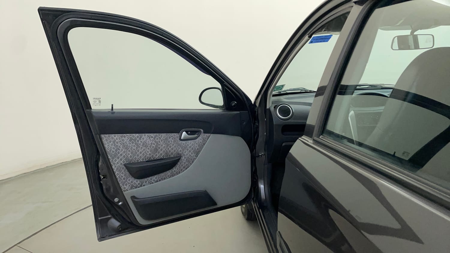 Used 2017 Maruti Suzuki Alto 800 LXi Petrol Manual interior LEFT FRONT DOOR OPEN VIEW