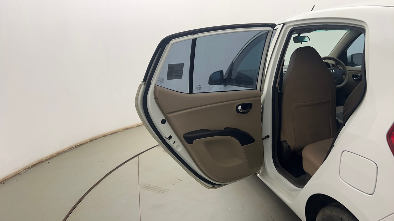 Used 2013 Hyundai i10 Magna 1.1 iRDE2 Petrol Manual interior LEFT REAR DOOR OPEN VIEW
