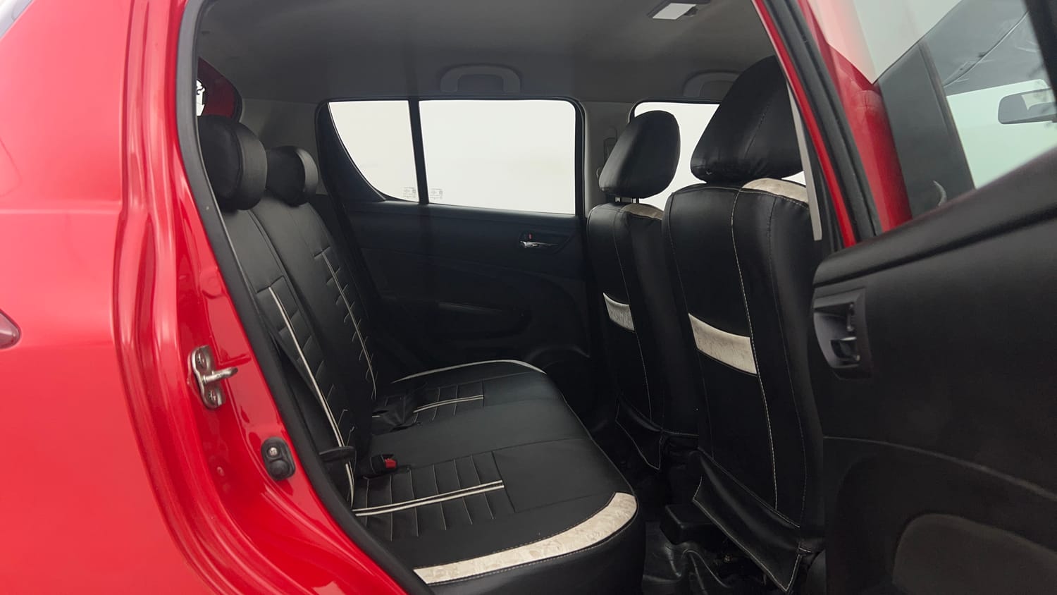 Used 2017 Maruti Suzuki Swift ZXi Petrol Manual interior RIGHT SIDE REAR DOOR CABIN VIEW