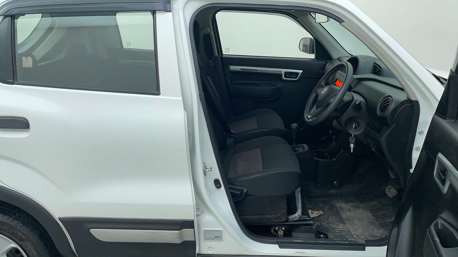 Used 2021 Maruti Suzuki S-Presso VXi AMT Petrol Automatic interior RIGHT SIDE FRONT DOOR CABIN VIEW