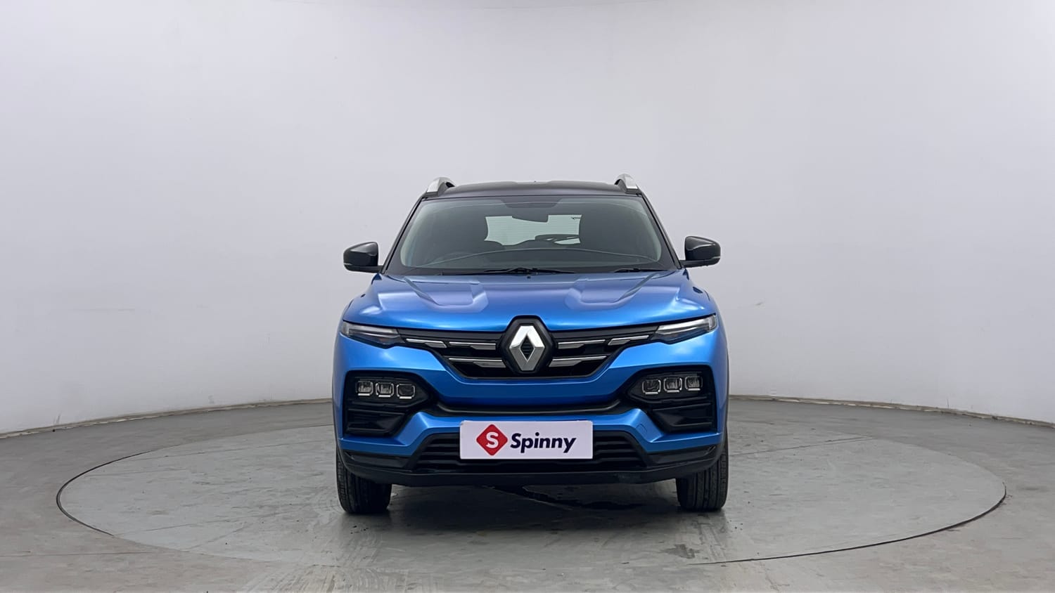 Used 2023 Renault Kiger RXZ 1.0 Turbo MT Dual Tone Petrol Manual exterior FRONT VIEW