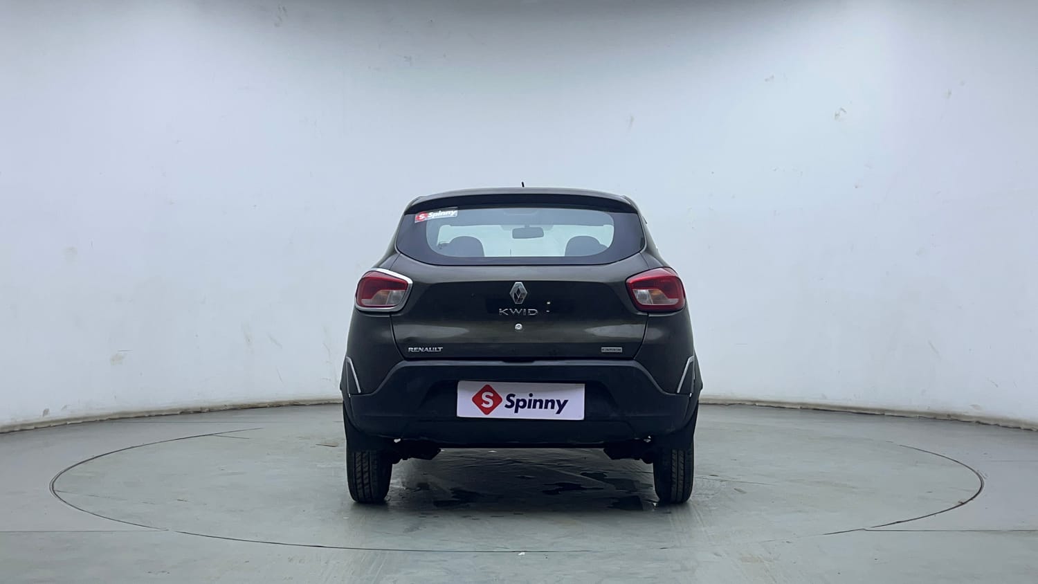 Used 2017 Renault Kwid 1.0 RXT AMT Petrol Automatic exterior BACK VIEW