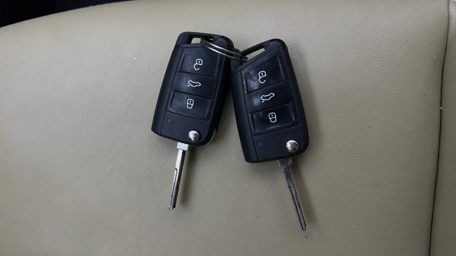 Used 2022 Skoda Slavia Ambition 1.0L TSI AT Petrol Automatic extra CAR KEY VIEW
