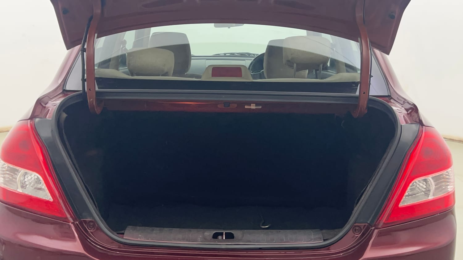 Used 2016 Maruti Suzuki Swift Dzire VXI Petrol Manual interior DICKY INSIDE VIEW