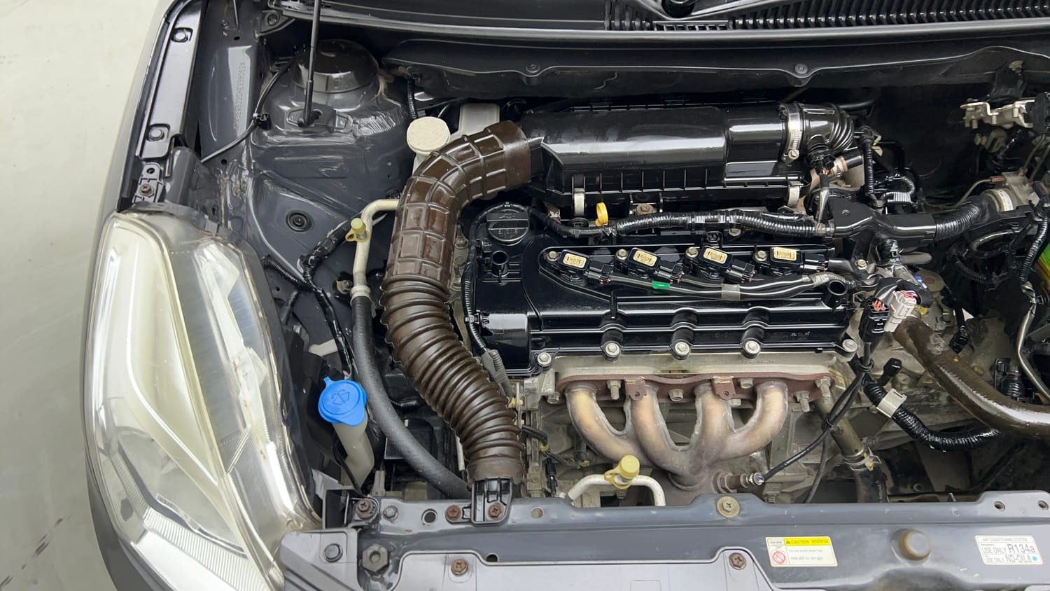 Used 2017 Maruti Suzuki Baleno Sigma 1.2 Petrol Manual engine ENGINE RIGHT SIDE VIEW
