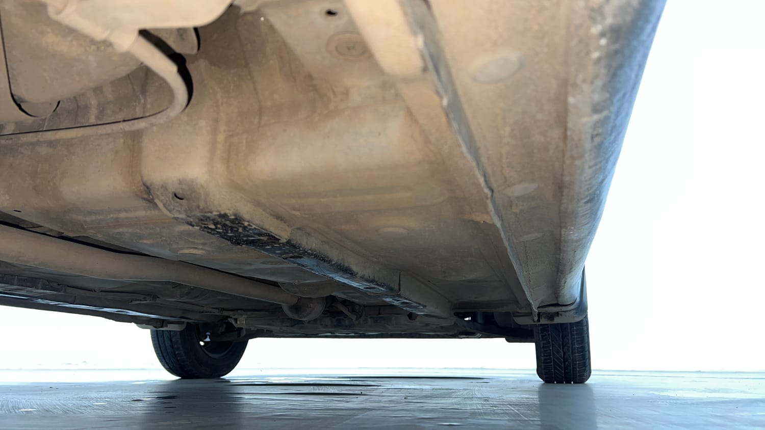 Used 2021 Hyundai Grand i10 Nios Magna 1.2 Kappa VTVT Petrol Manual extra REAR RIGHT UNDERBODY VIEW