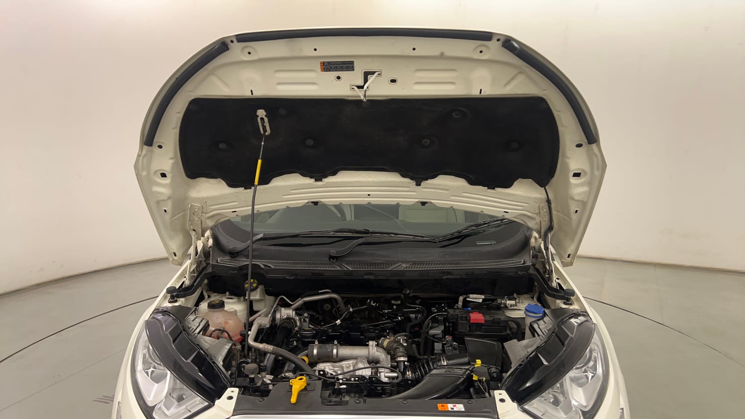 Used 2021 Ford EcoSport Titanium 1.5L TDCi Diesel Manual engine ENGINE & BONNET OPEN FRONT VIEW