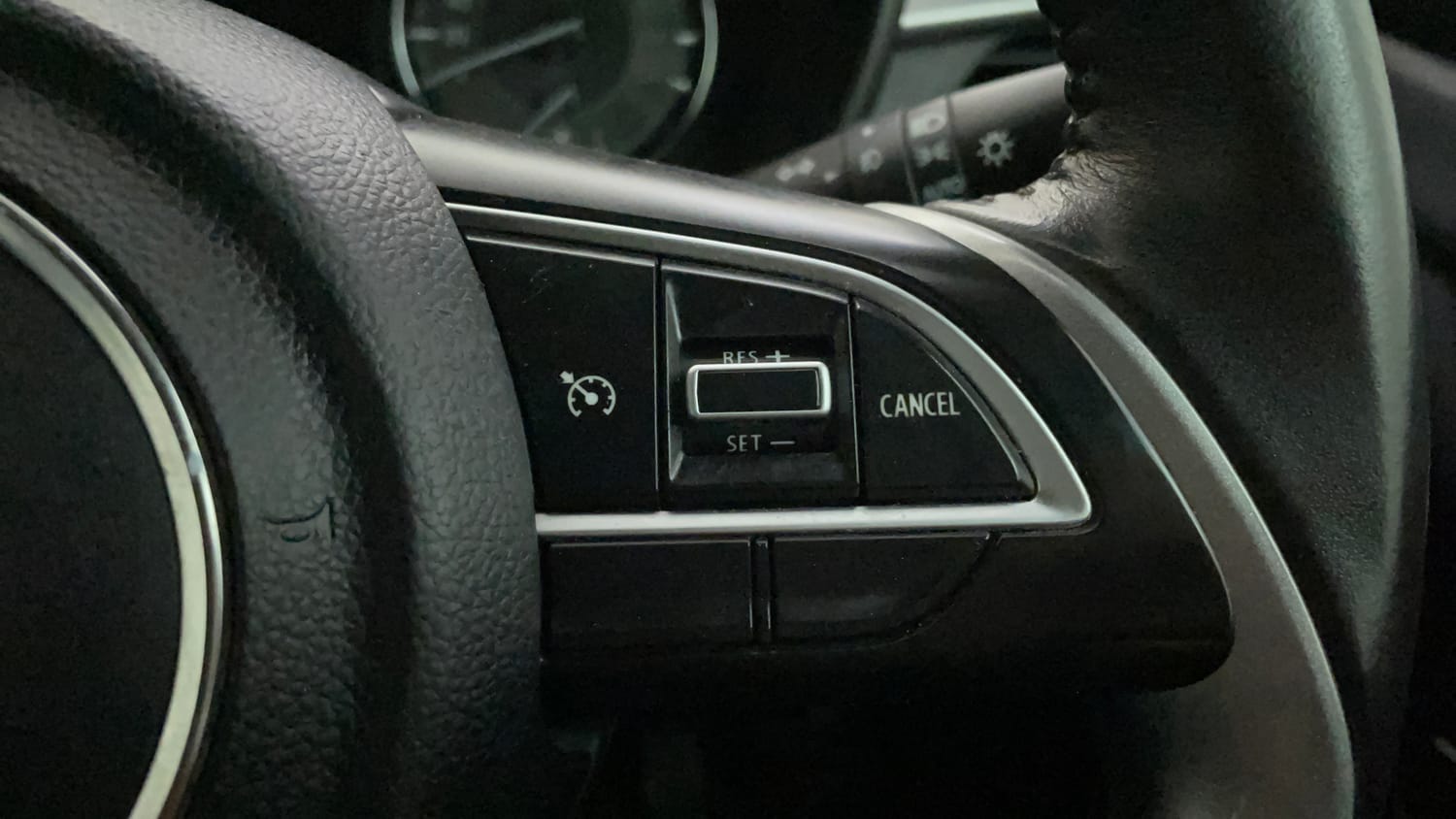 Used 2022 Maruti Suzuki Baleno Alpha AGS Petrol Automatic top_features Cruise control