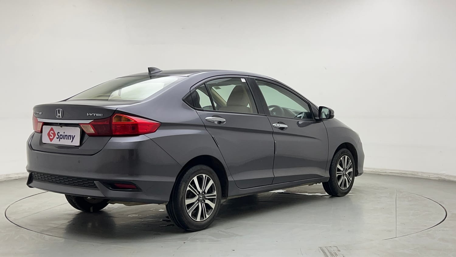 Used 2019 Honda City V Petrol Petrol Manual exterior RIGHT REAR CORNER VIEW