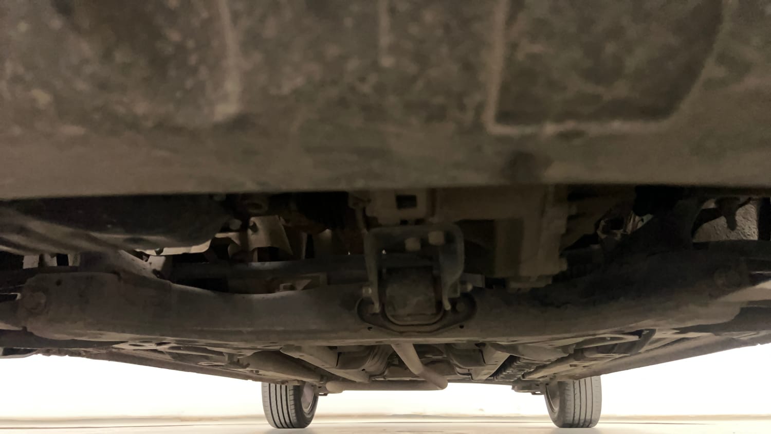Used 2018 Hyundai Elite i20 Asta 1.2 (O) Petrol Manual extra FRONT LEFT UNDERBODY VIEW
