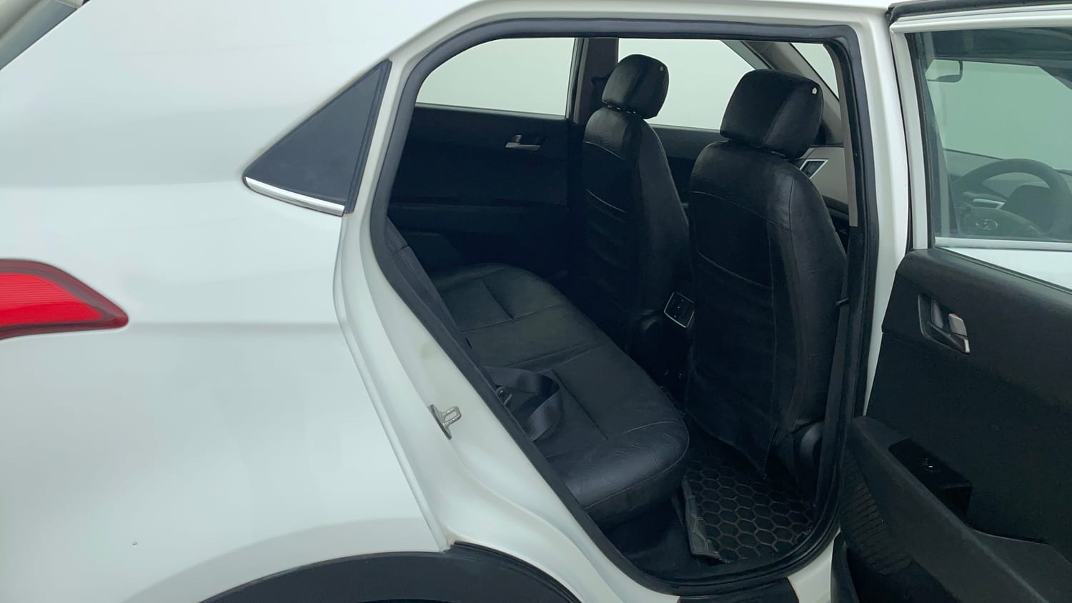 Used 2018 Hyundai Creta SX 1.6 AT CRDi Diesel Automatic interior RIGHT SIDE REAR DOOR CABIN VIEW