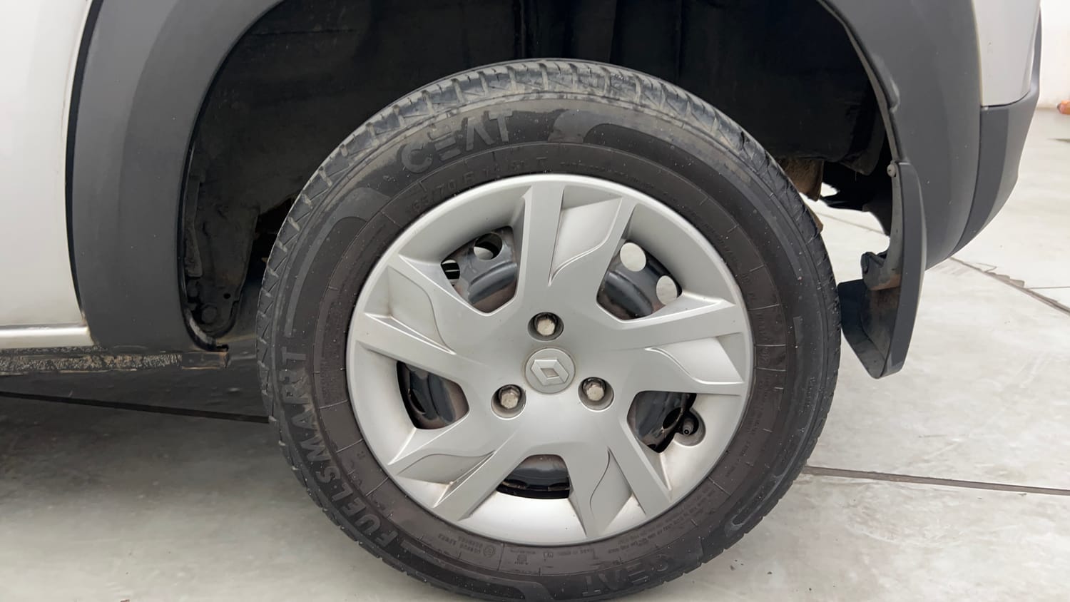 Used 2021 Renault Kwid RXT 1.0 AMT Opt Petrol Automatic tyres LEFT REAR TYRE RIM VIEW