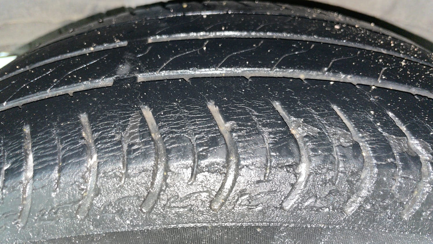 Used 2018 Honda Amaze 1.2 V MT Petrol Petrol Manual tyres RIGHT REAR TYRE TREAD VIEW