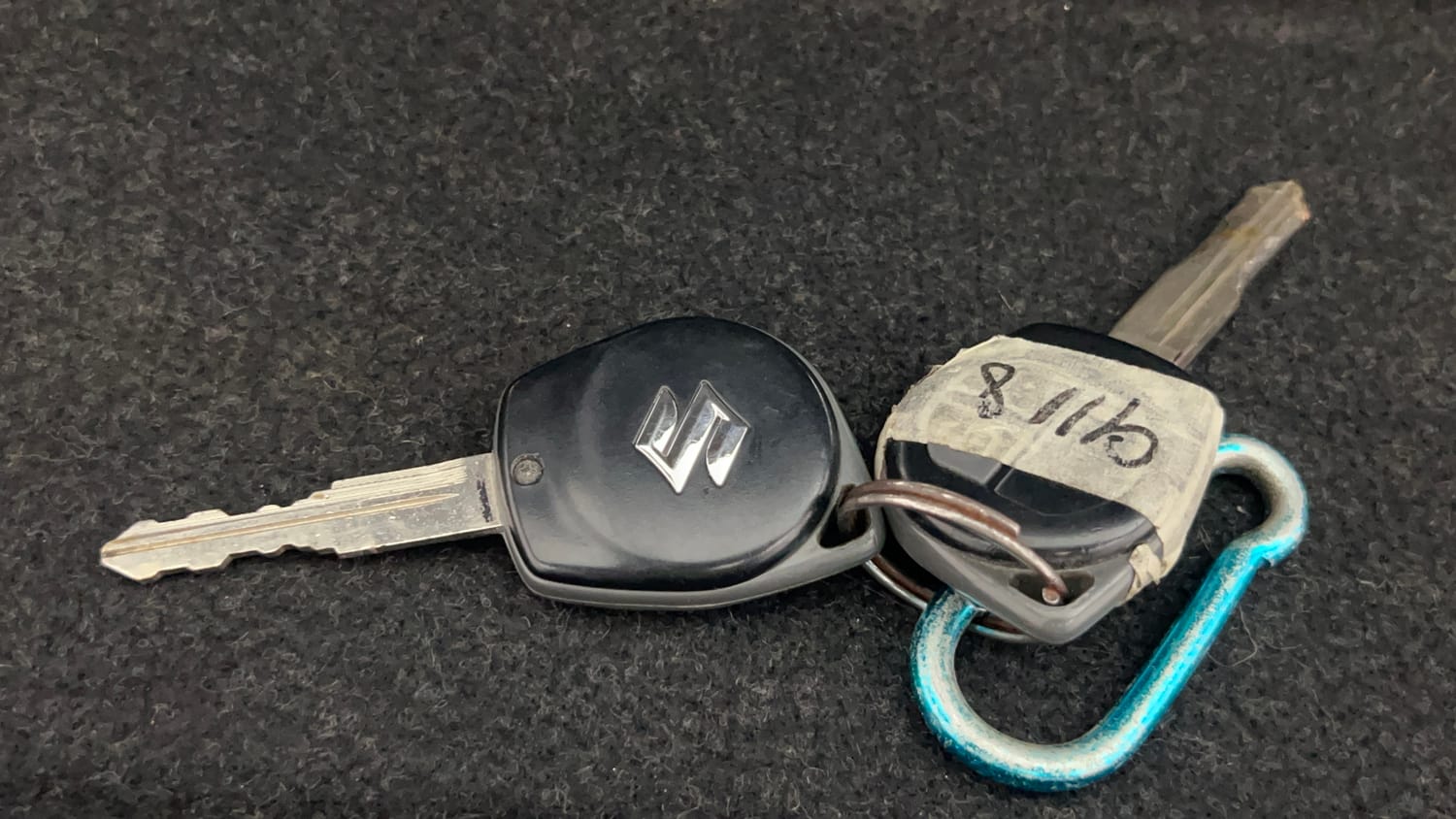 Used 2015 Maruti Suzuki Swift VXi Petrol Manual extra CAR KEY VIEW