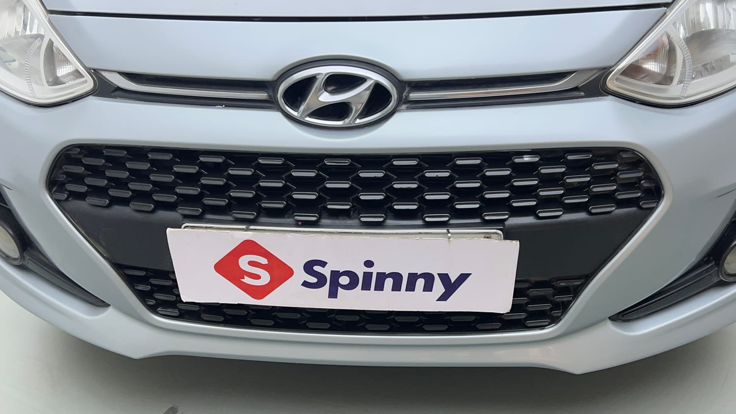 Used 2019 Hyundai Grand i10 Magna 1.2 Kappa VTVT CNG (outside fitted) Cng Manual dents MINOR SCRATCH