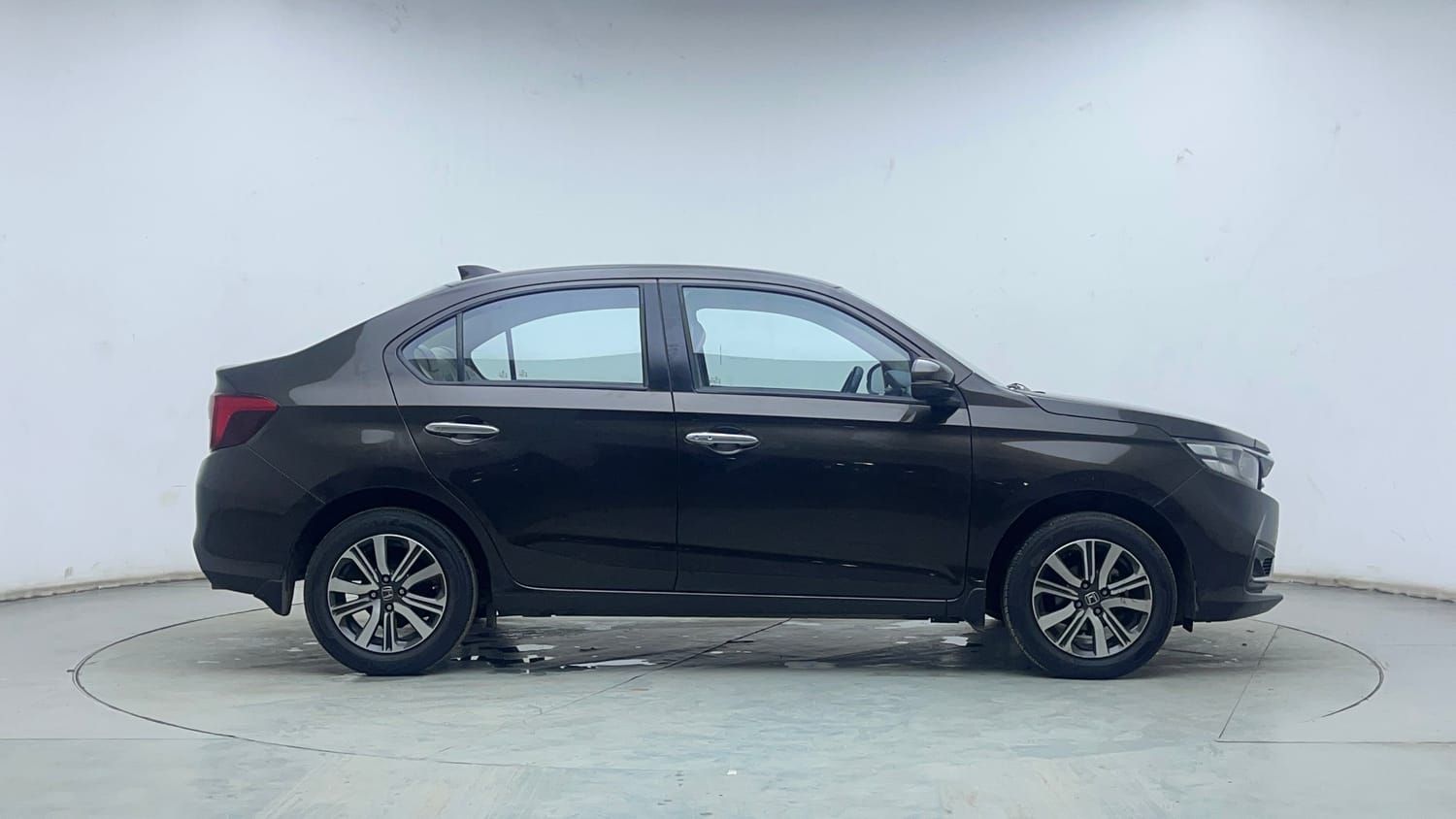 Used 2023 Honda Amaze VX MT 1.2 Petrol Petrol Manual exterior RIGHT SIDE VIEW