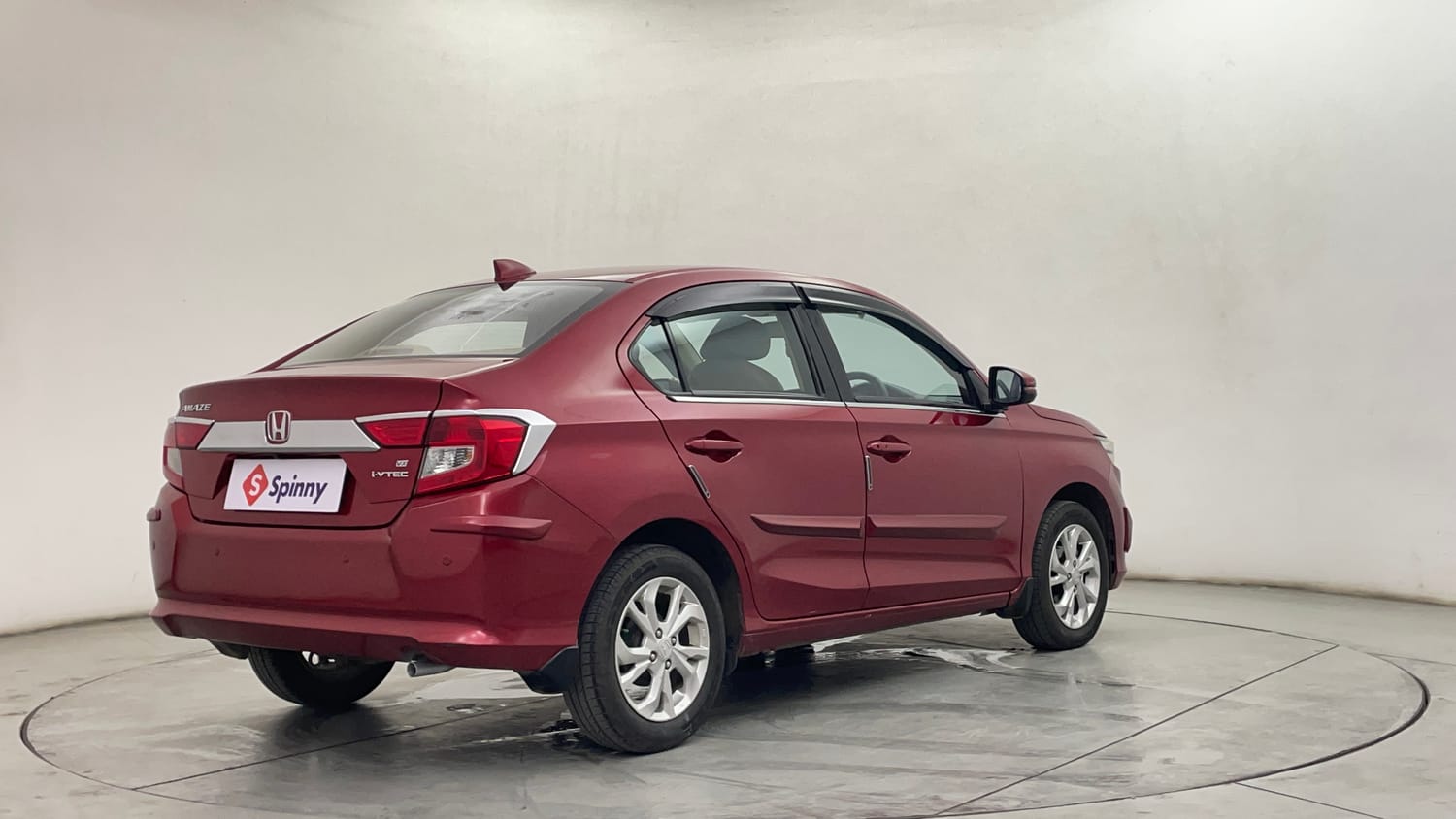 Used 2018 Honda Amaze 1.2 VX MT Petrol Petrol Manual exterior RIGHT REAR CORNER VIEW
