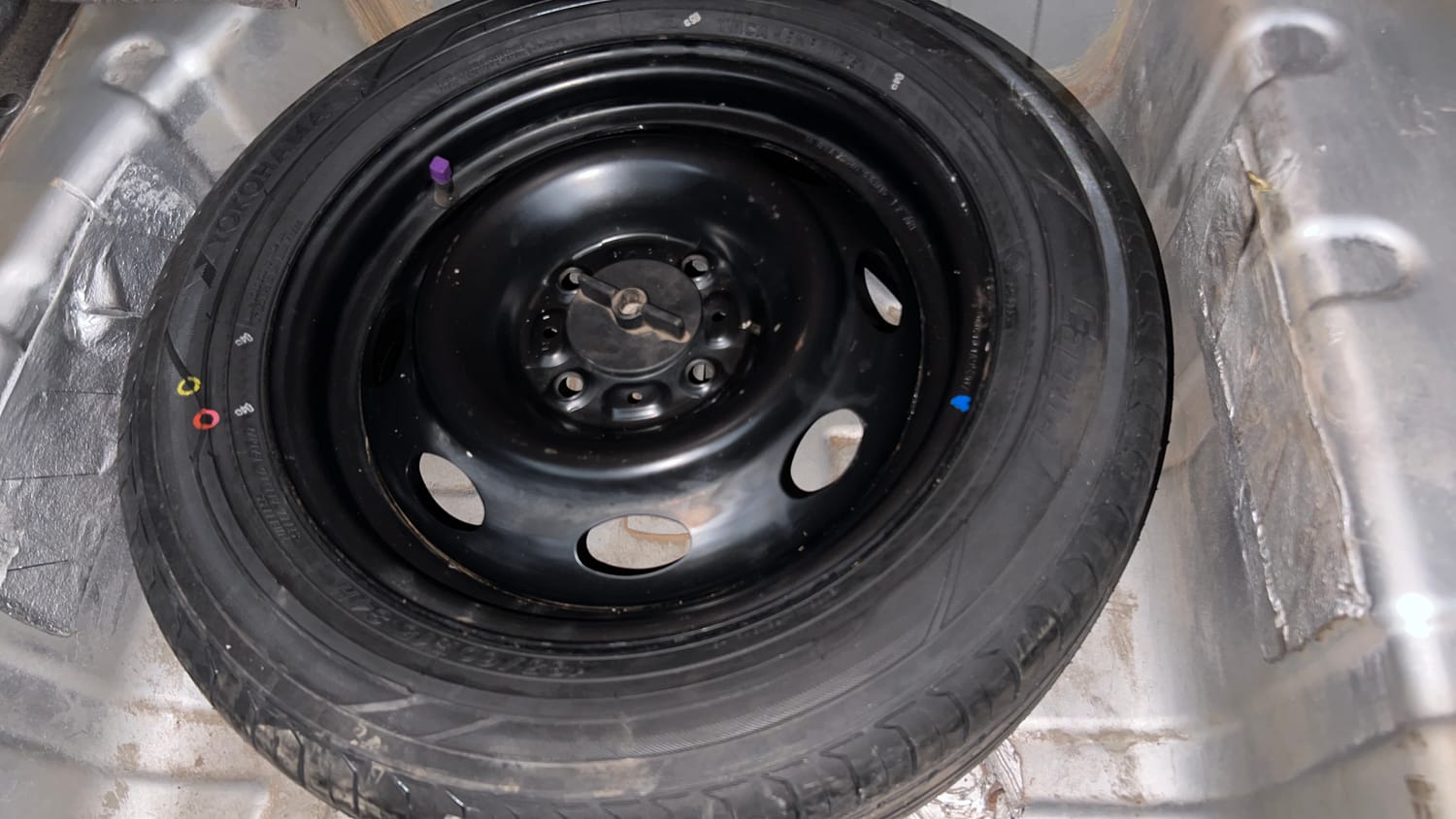 Used 2015 Tata Zest XE Petrol Petrol Manual tyres SPARE TYRE VIEW
