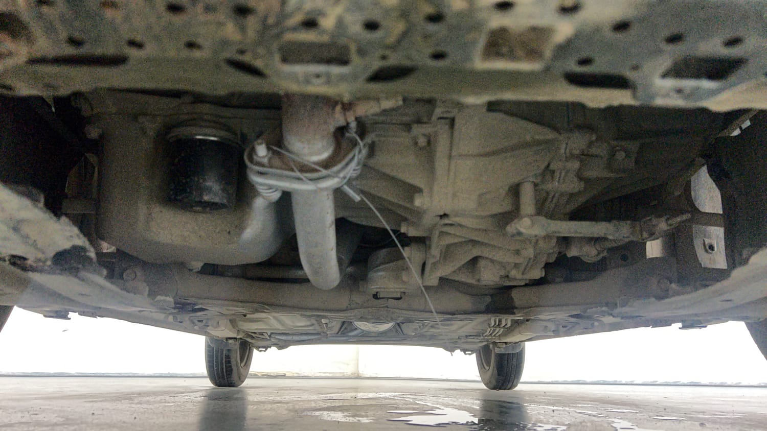 Used 2021 Maruti Suzuki Swift VXi Petrol Manual extra FRONT LEFT UNDERBODY VIEW