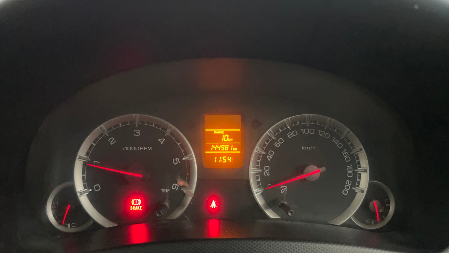 Used 2012 Maruti Suzuki Swift VDi Diesel Manual interior CLUSTERMETER VIEW