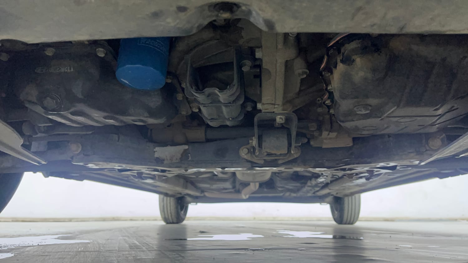 Used 2018 Hyundai Grand i10 Magna AT 1.2 Kappa VTVT Petrol Automatic extra FRONT LEFT UNDERBODY VIEW