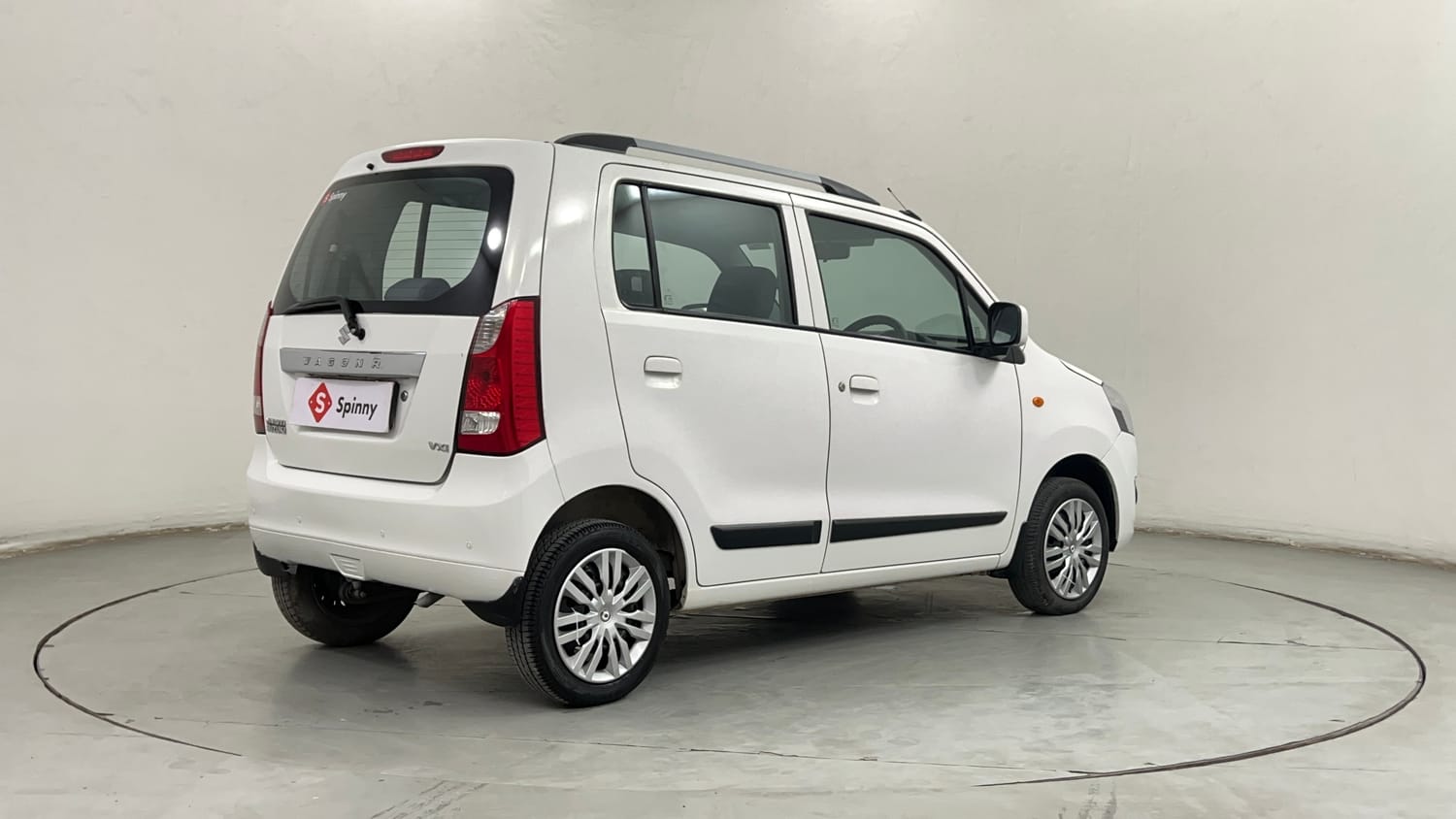 Used 2017 Maruti Suzuki Wagon R 1.0 VXI AMT Petrol Automatic exterior RIGHT REAR CORNER VIEW