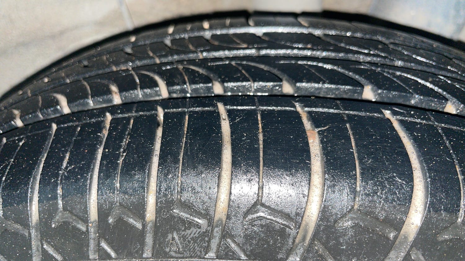Used 2018 Hyundai Grand i10 Sportz 1.2 Kappa VTVT Petrol Manual tyres LEFT REAR TYRE TREAD VIEW