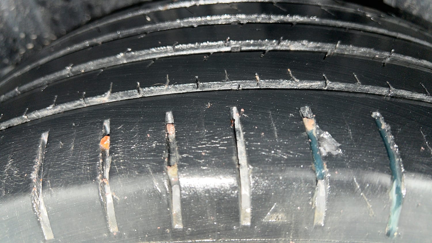 Used 2022 Toyota Glanza V AMT Petrol Automatic tyres LEFT REAR TYRE TREAD VIEW