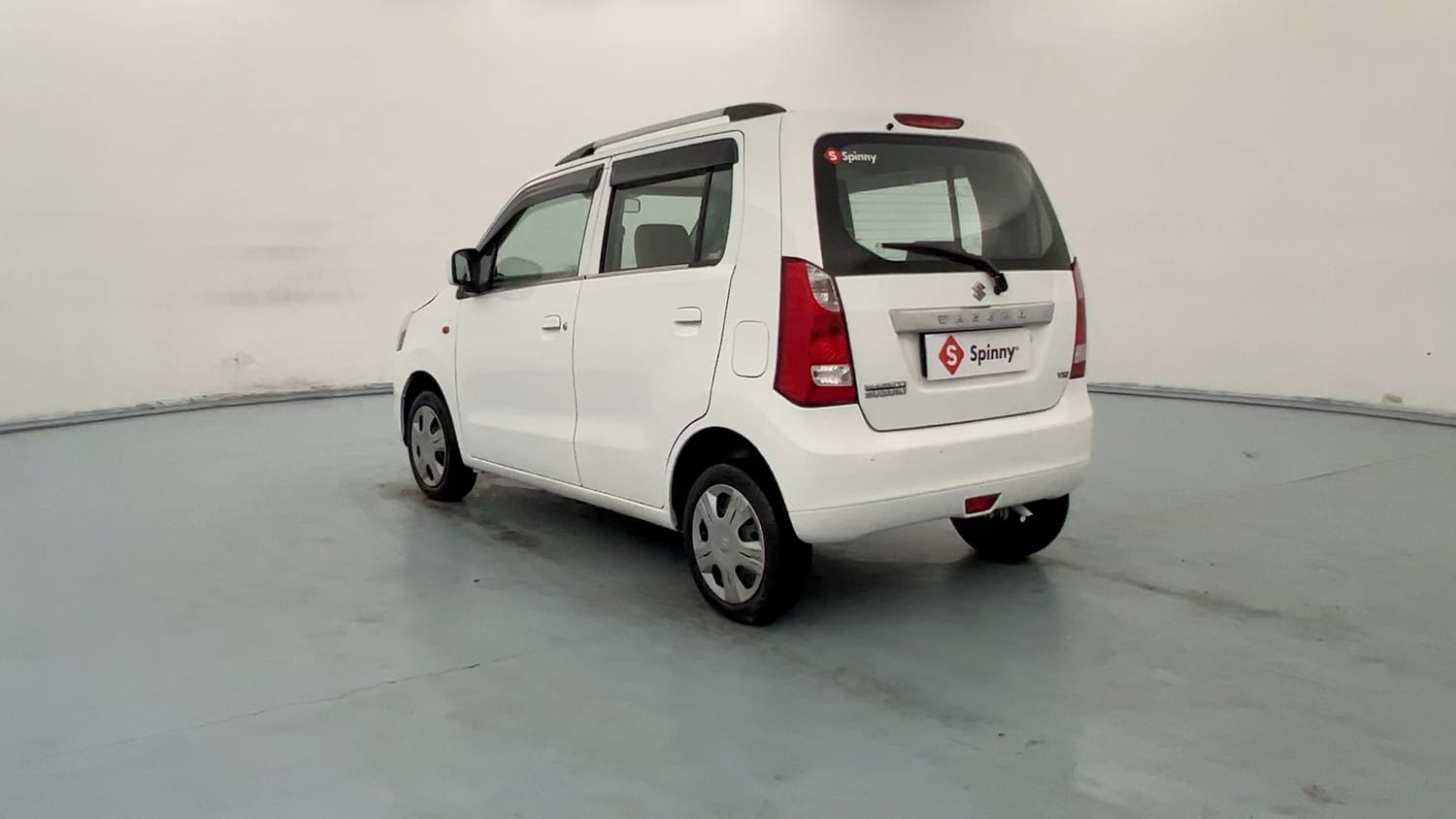 Used 2015 Maruti Suzuki Wagon R VXI Petrol Manual exterior LEFT REAR CORNER VIEW