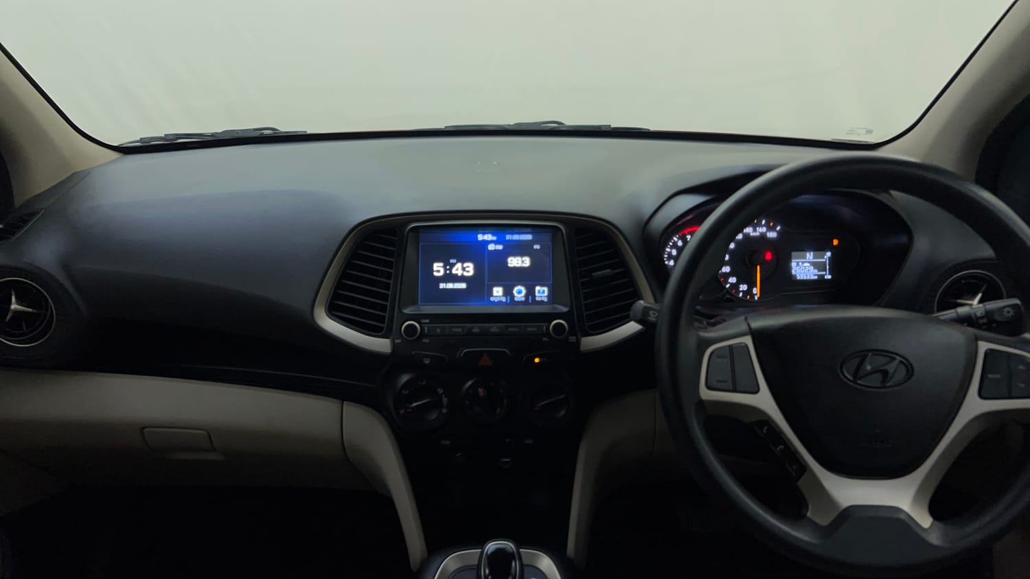 Used 2019 Hyundai Santro Sportz AMT Petrol Automatic interior MUSIC SYSTEM & AC CONTROL VIEW