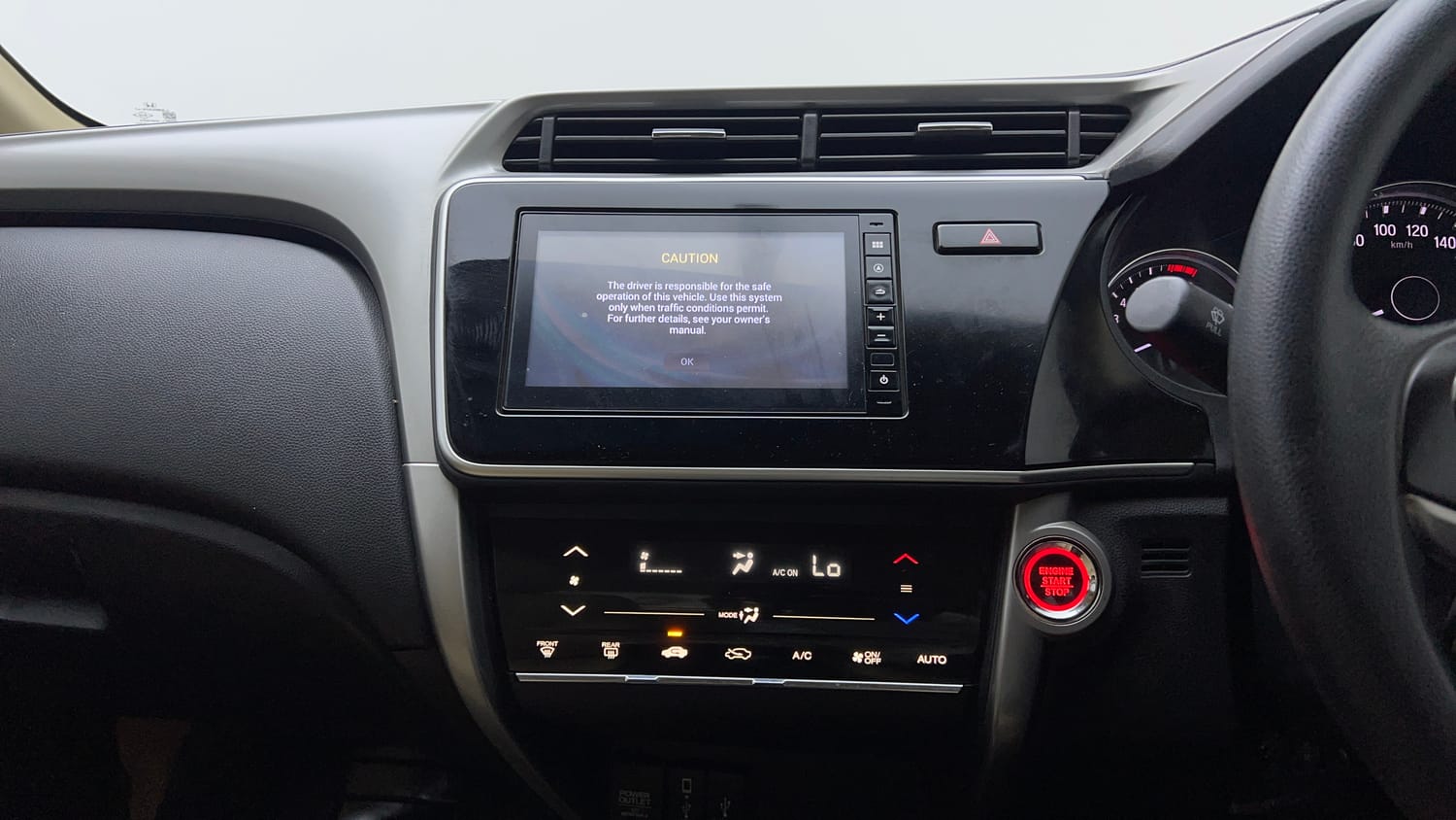 Used 2022 Honda City 4th Generation V Petrol Petrol Manual top_features Integrated (in-dash) music system