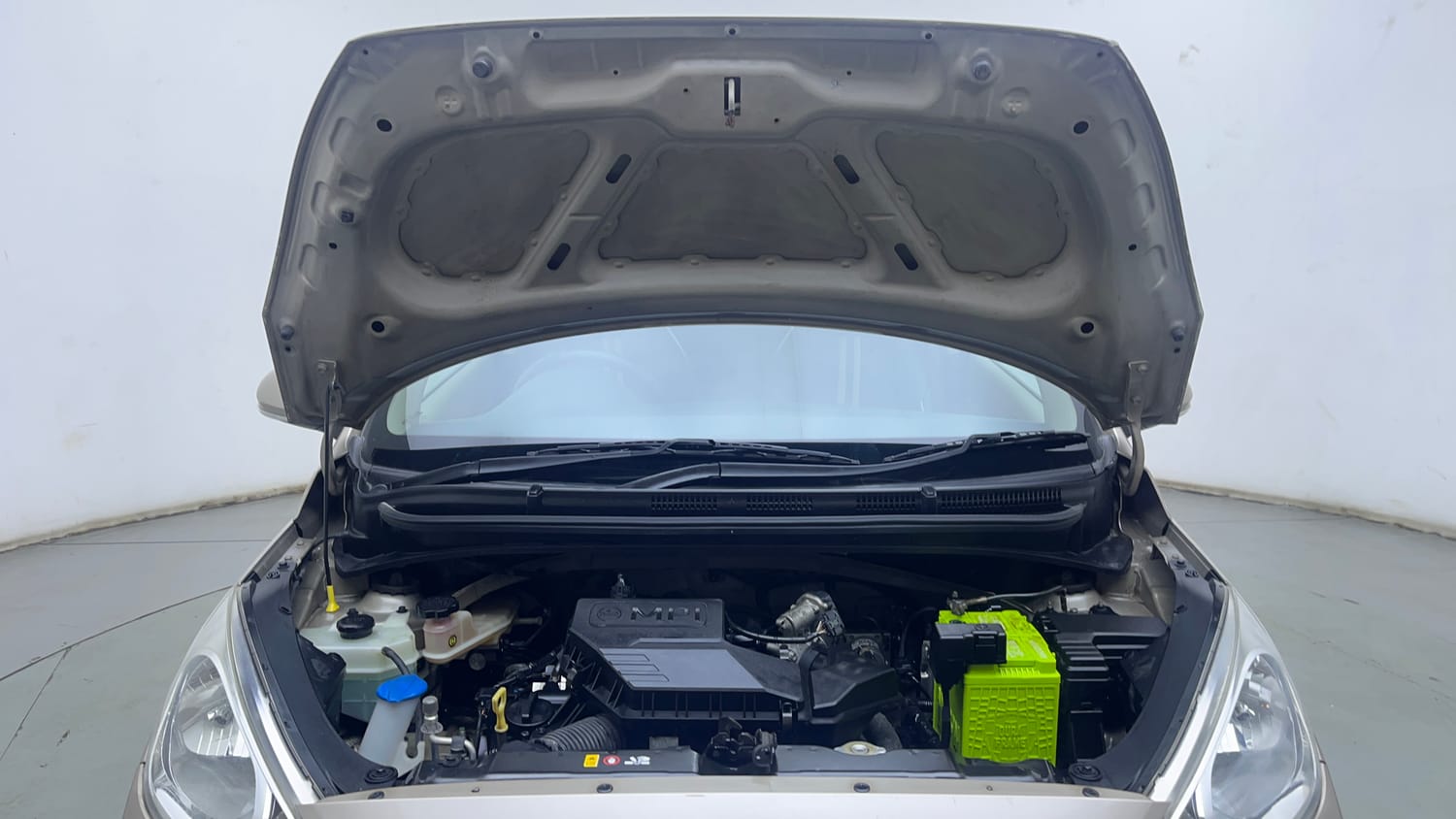 Used 2019 Hyundai Santro Asta Petrol Manual engine ENGINE & BONNET OPEN FRONT VIEW
