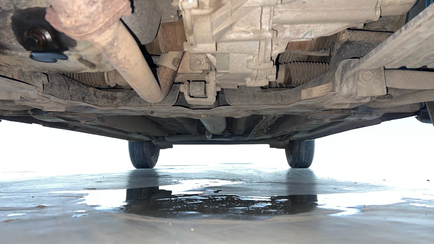 Used 2024 Tata Punch Pure CNG Cng Manual extra FRONT LEFT UNDERBODY VIEW