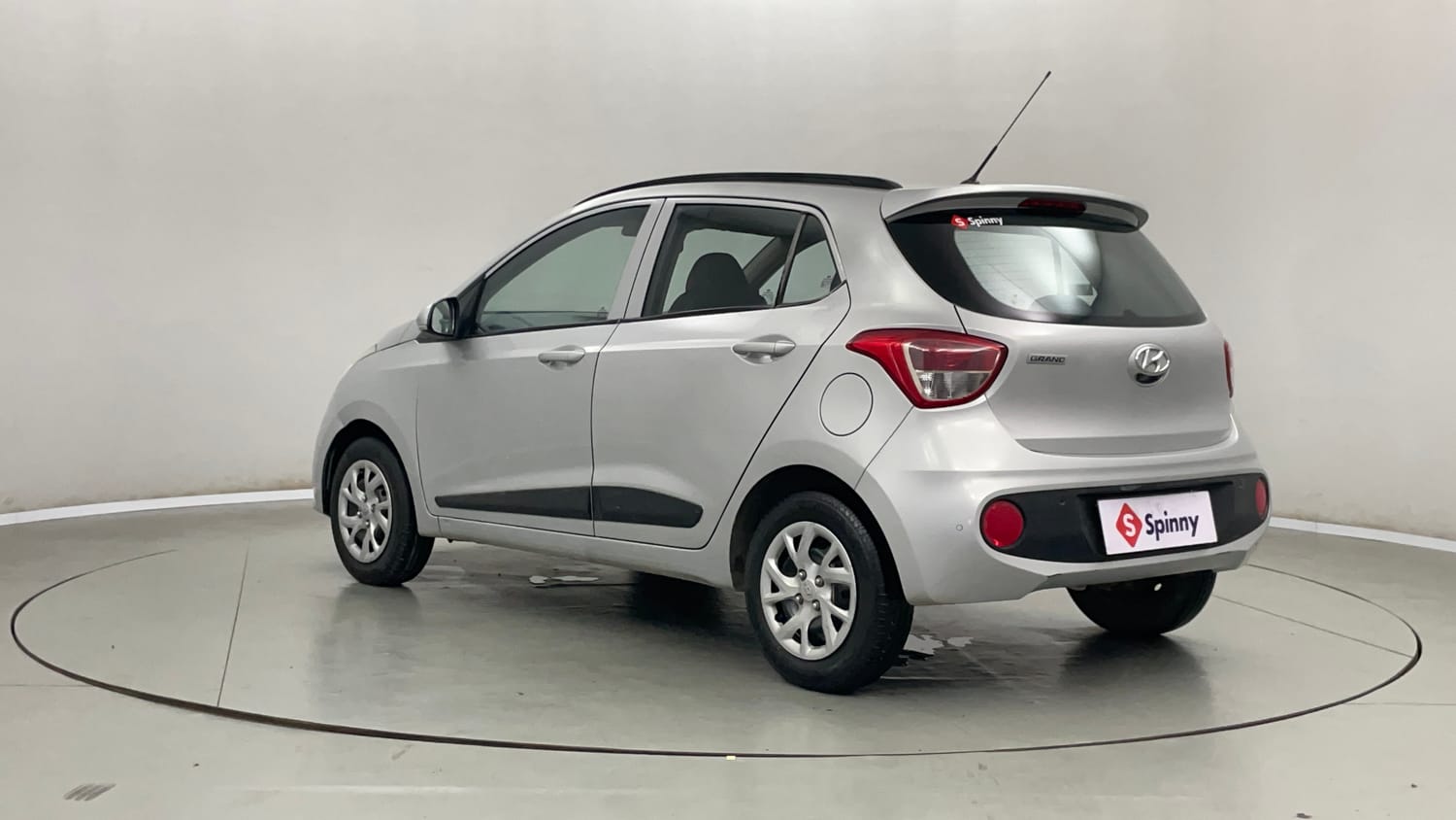 Used 2018 Hyundai Grand i10 Sportz 1.2 Kappa VTVT Petrol Manual exterior LEFT REAR CORNER VIEW
