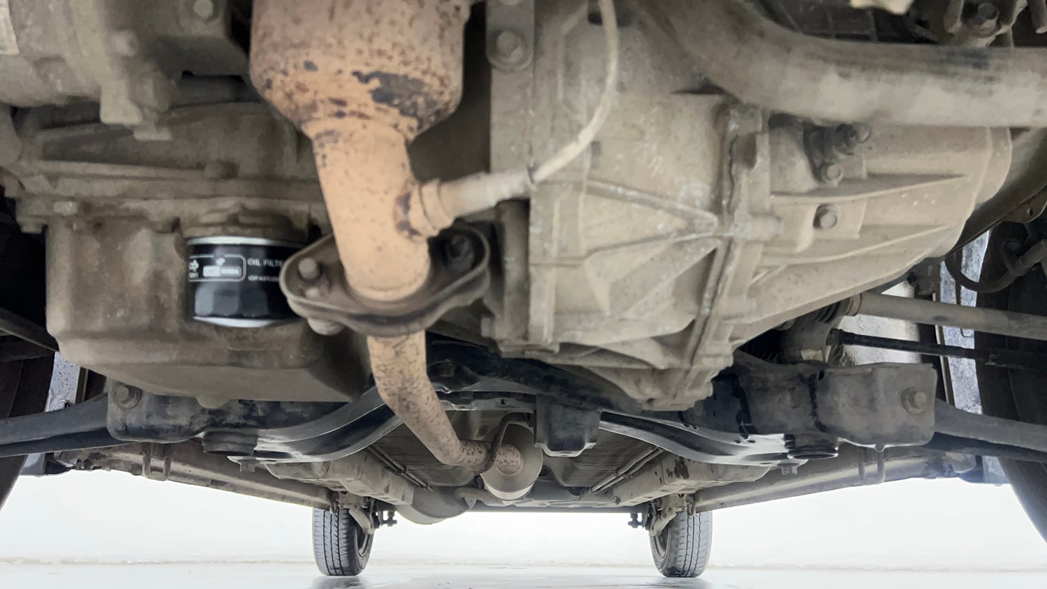 Used 2017 Maruti Suzuki Wagon R 1.0 VXI AMT Petrol Automatic extra FRONT LEFT UNDERBODY VIEW