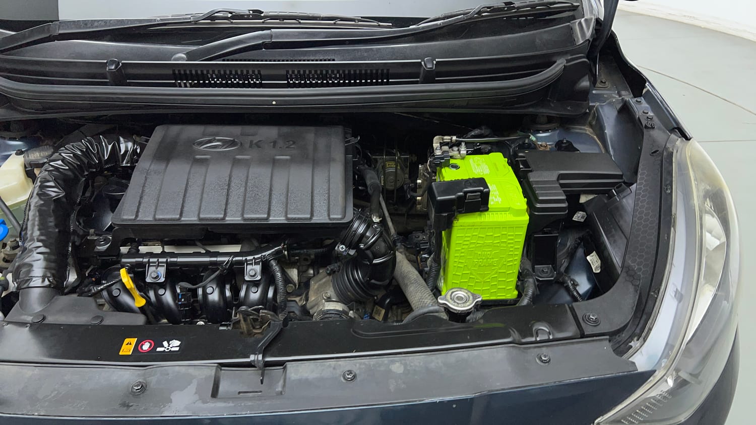 Used 2021 Hyundai Grand i10 Nios Magna 1.2 Kappa VTVT Petrol Manual engine ENGINE LEFT SIDE VIEW