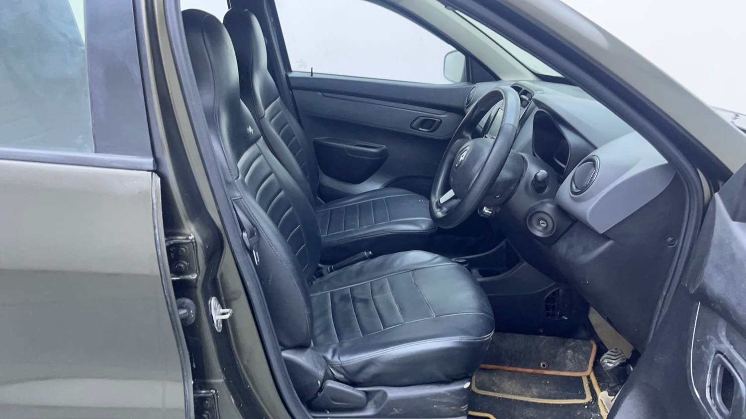 Used 2017 Renault Kwid 1.0 RXT AMT Petrol Automatic interior RIGHT SIDE FRONT DOOR CABIN VIEW